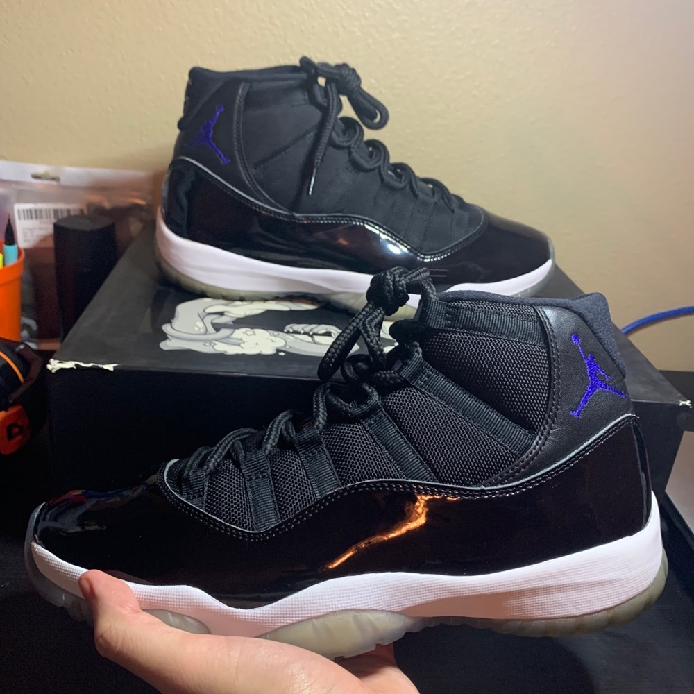 Jordan 11 Space Jam Size: 10